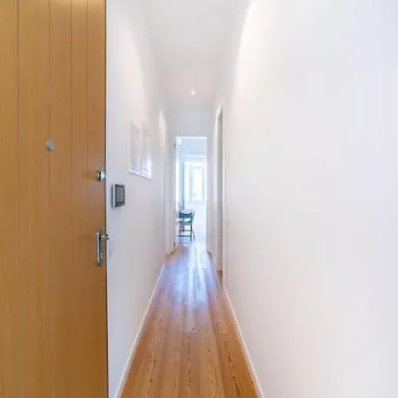 Amaro I - Boutique 2 Bed In Alcantara