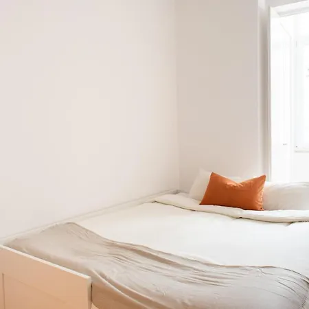 Amaro I - Boutique 2 Bed In Alcantara *
