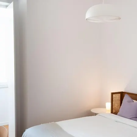Amaro I - Boutique 2 Bed In Alcantara *