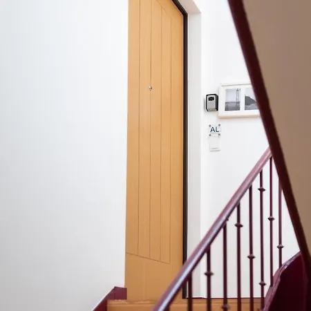 Amaro I - Boutique 2 Bed In Alcantara