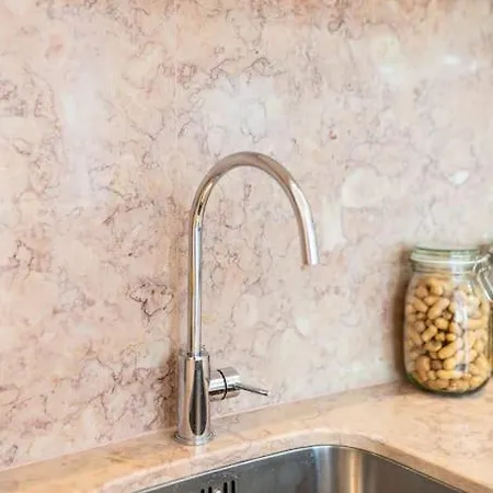 Apartament Amaro I - Boutique 2 Bed In Alcantara Lizbona