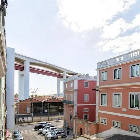 Amaro I - Boutique 2 Bed In Alcantara Apartament *