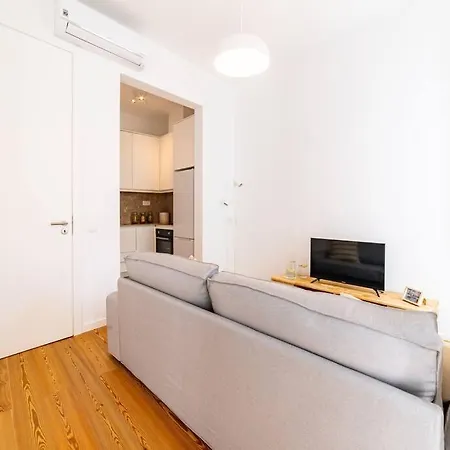 Amaro I - Boutique 2 Bed In Alcantara